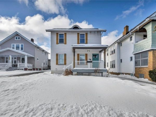 2204 Bunts Road, Lakewood, OH 44107