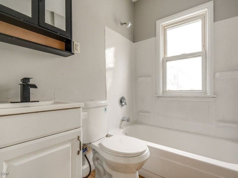 1093 E 147th Street, Cleveland, OH 44110 Photo 11