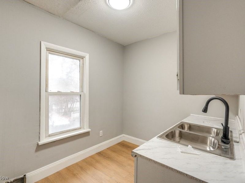 1093 E 147th Street, Cleveland, OH 44110 Photo 21