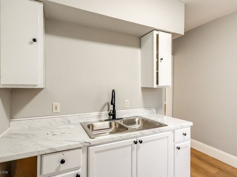 1093 E 147th Street, Cleveland, OH 44110 Photo 22