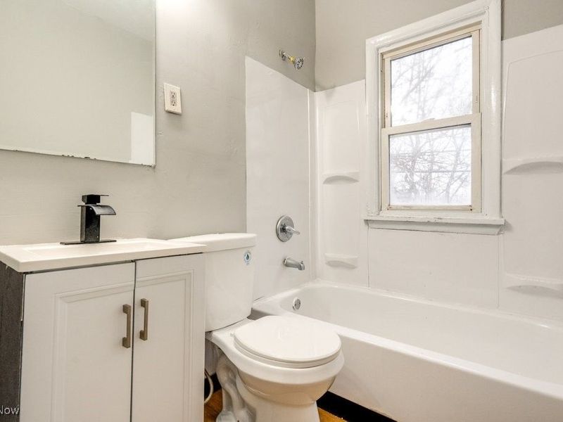 1093 E 147th Street, Cleveland, OH 44110 Photo 24