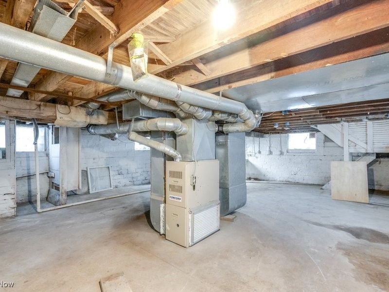 1093 E 147th Street, Cleveland, OH 44110 Photo 28