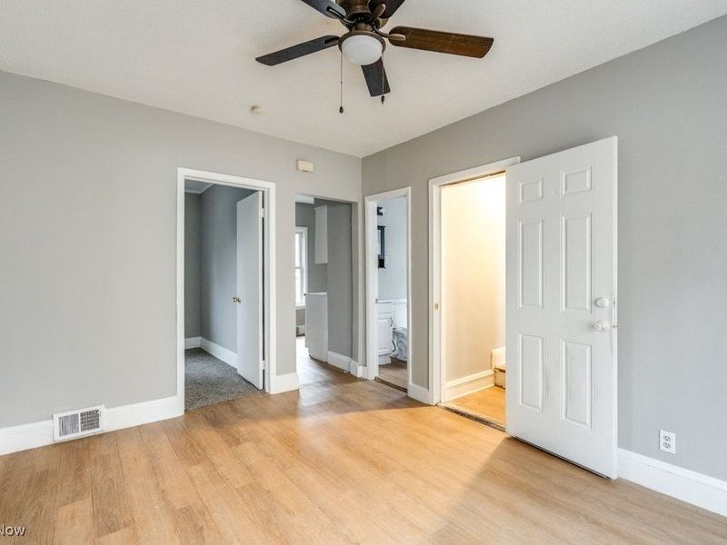 1093 E 147th Street, Cleveland, OH 44110 Photo 8