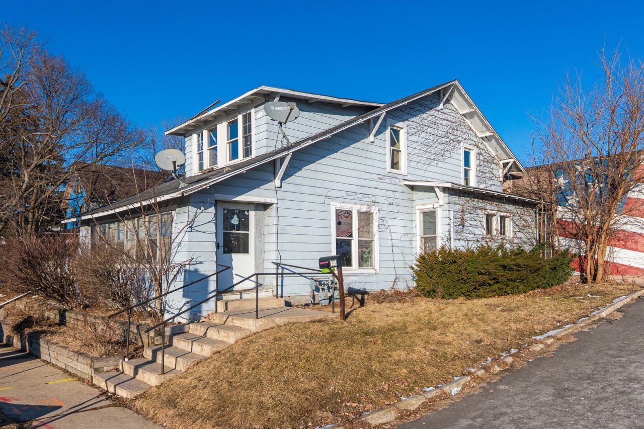 100 Park Avenue, DeKalb, IL 60115 Main Photo