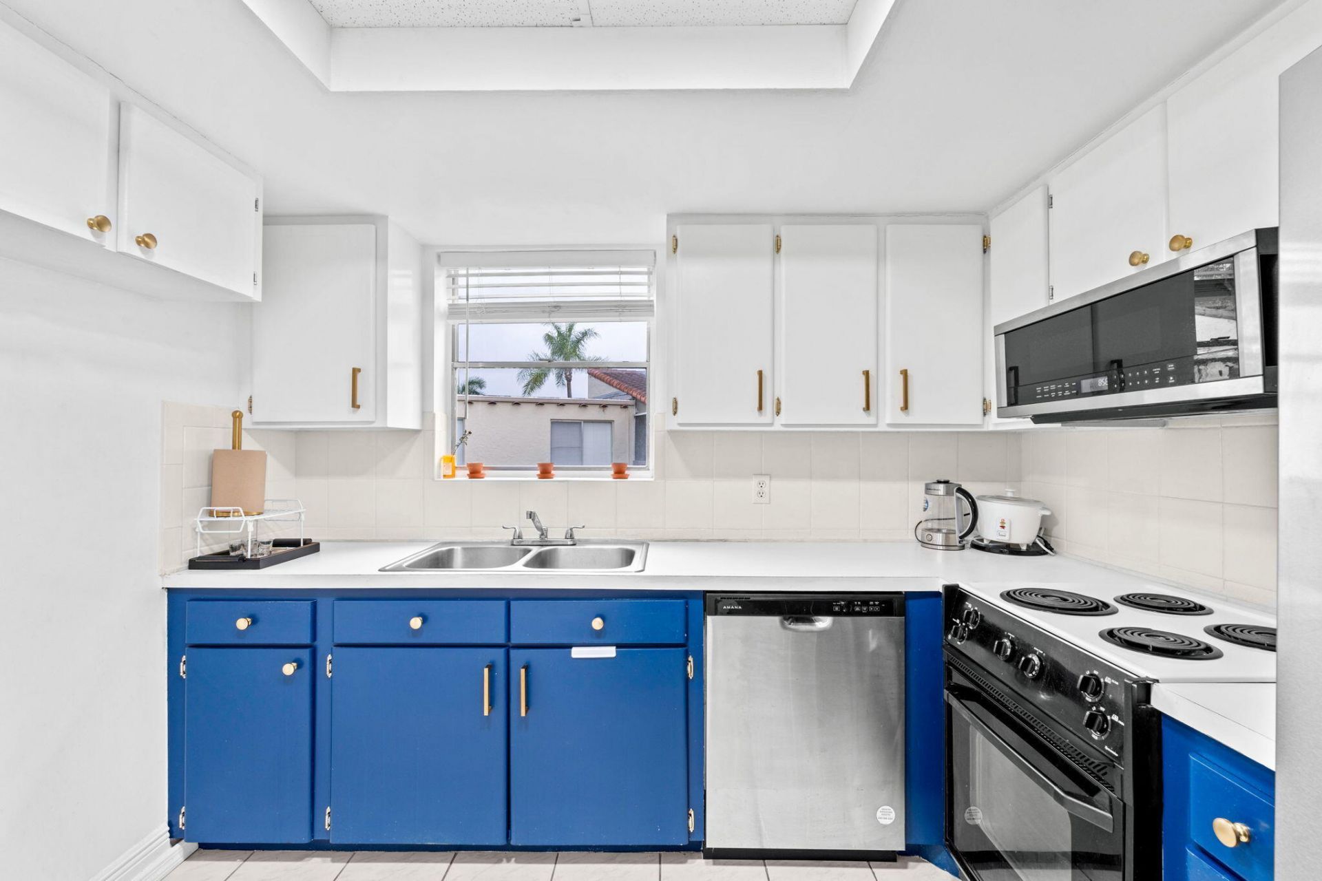 2540 Boundbrook Boulevard, Unit 209, Palm Springs, FL 33406 Photo