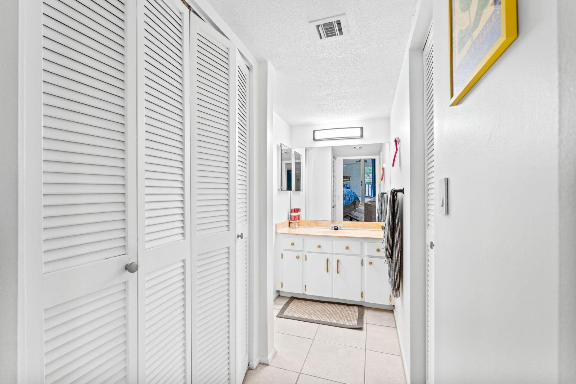 2540 Boundbrook Boulevard, Unit 209, Palm Springs, FL 33406 Photo