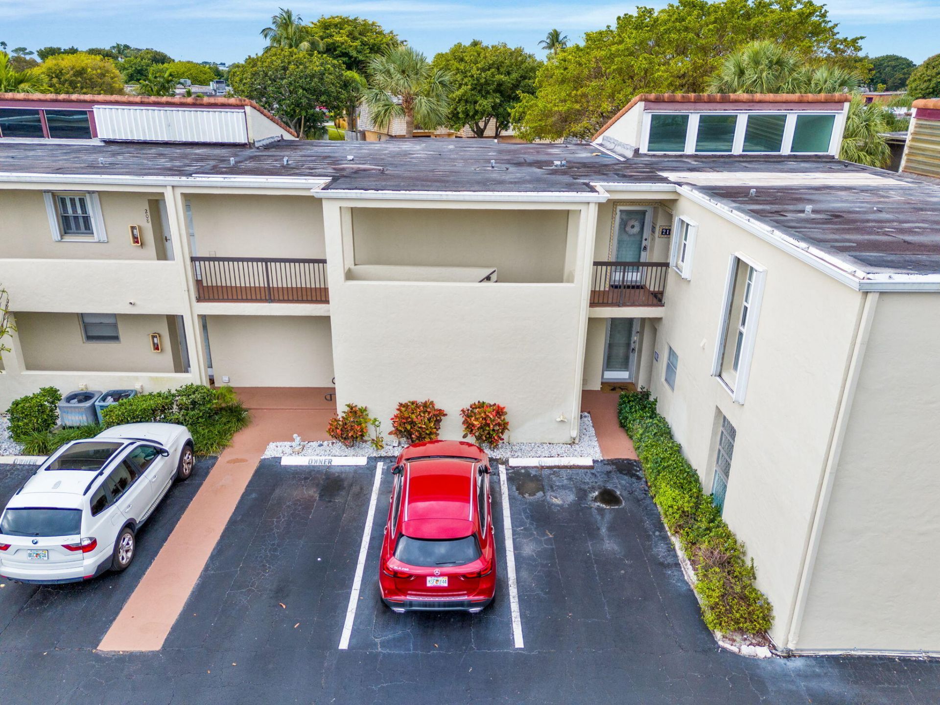 2540 Boundbrook Boulevard, Unit 209, Palm Springs, FL 33406 Photo