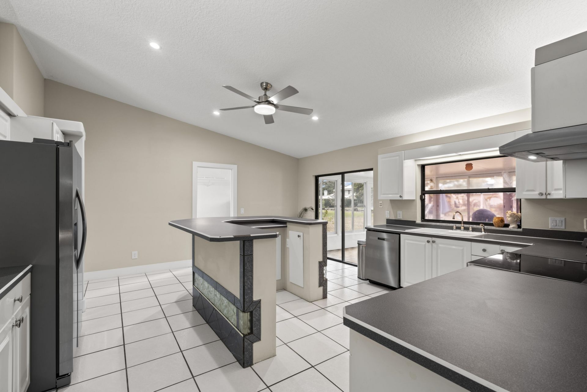 2826 SE Calvin Street, Port Saint Lucie, FL 34952 Photo