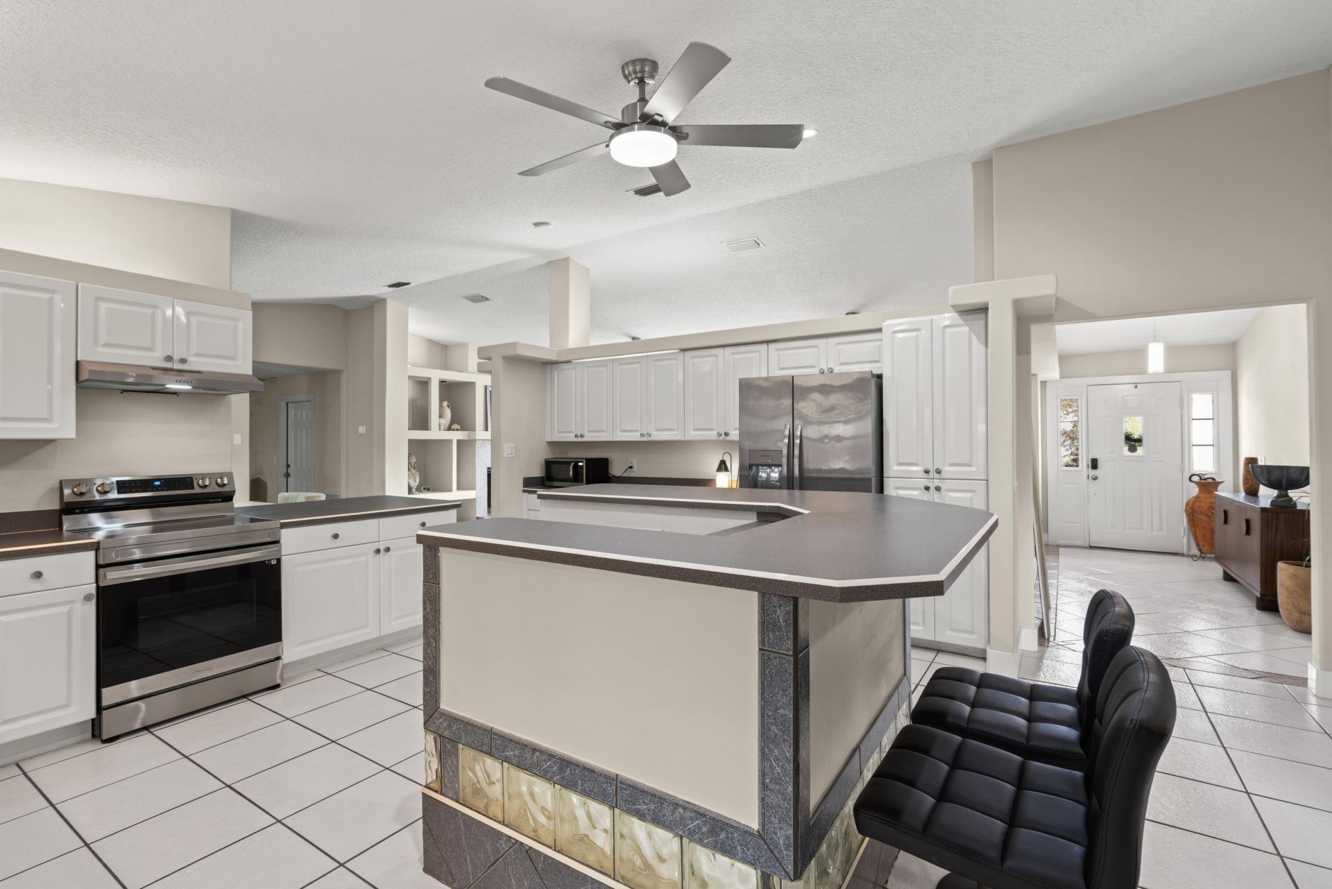 2826 SE Calvin Street, Port Saint Lucie, FL 34952 Photo