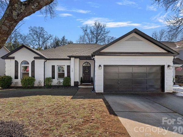 139 Ashford Hollow Lane, Mooresville, NC 28117