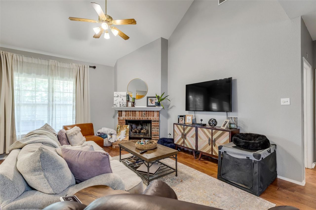 1908 Trafalger Cv, Cedar Park, TX 78613 Main Photo