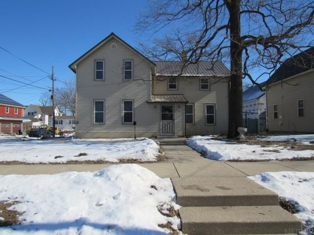 108 S Wayne Street, Manchester, IA 52057 Main Photo