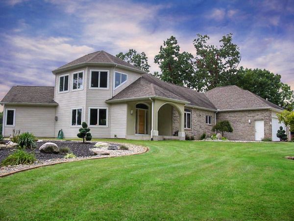 13927 Carter Lake Street, Jones, MI 49061