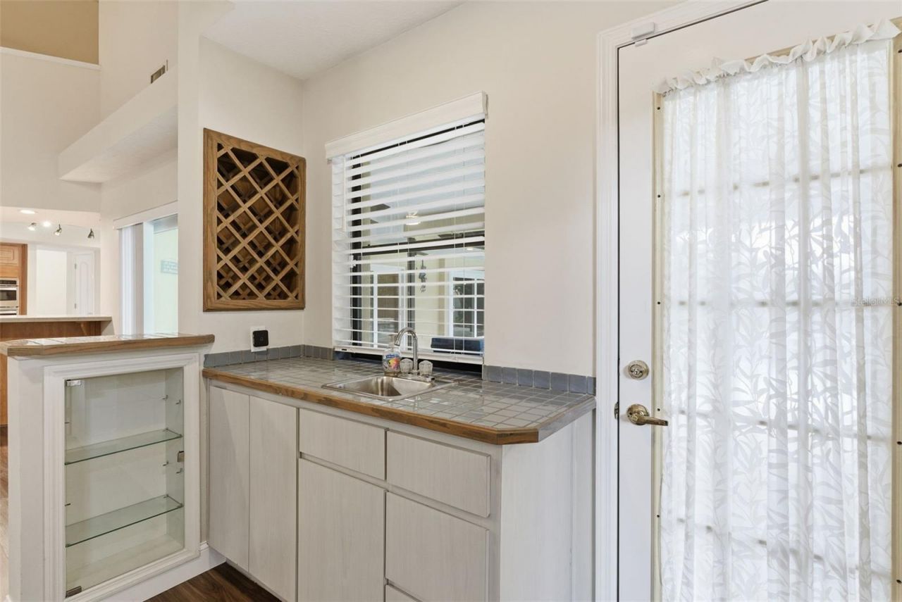 3612 Sugar Loaf Lane, Valrico, FL 33596 Photo