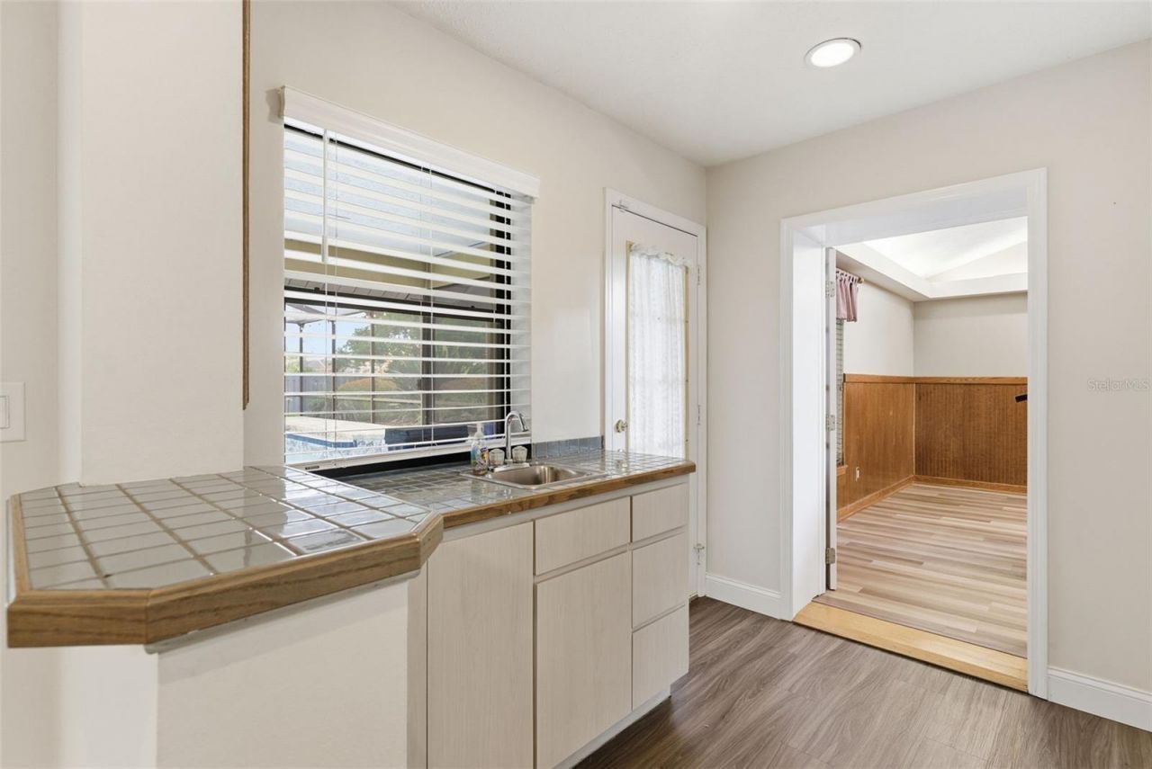 3612 Sugar Loaf Lane, Valrico, FL 33596 Photo