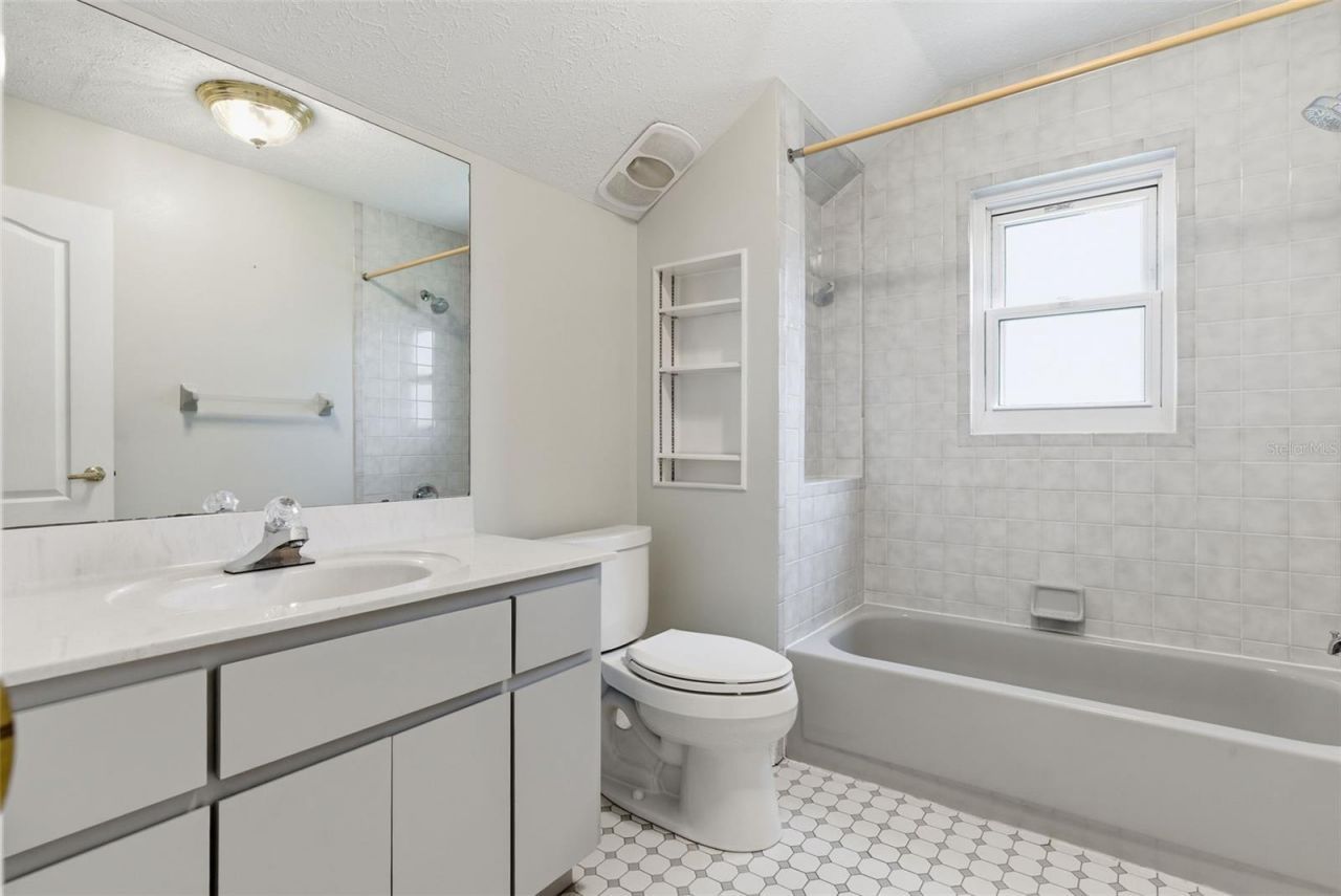 3612 Sugar Loaf Lane, Valrico, FL 33596 Photo