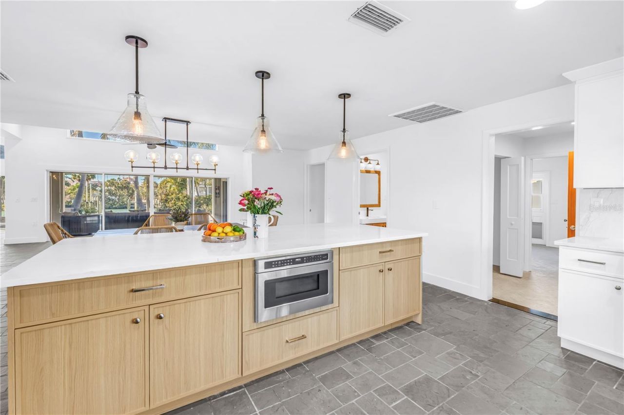 2890 Alton Drive, Saint Pete Beach, FL 33706 Photo