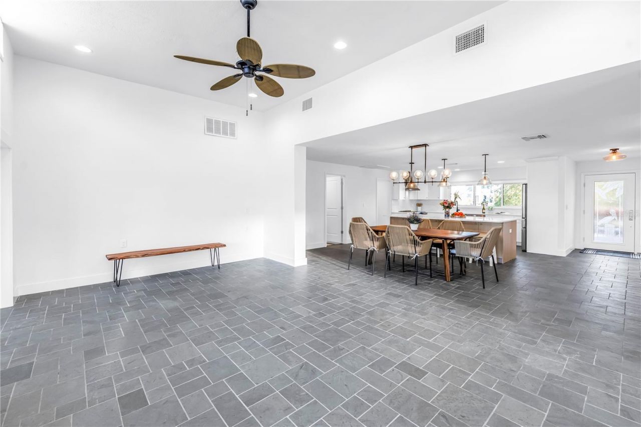 2890 Alton Drive, Saint Pete Beach, FL 33706 Photo