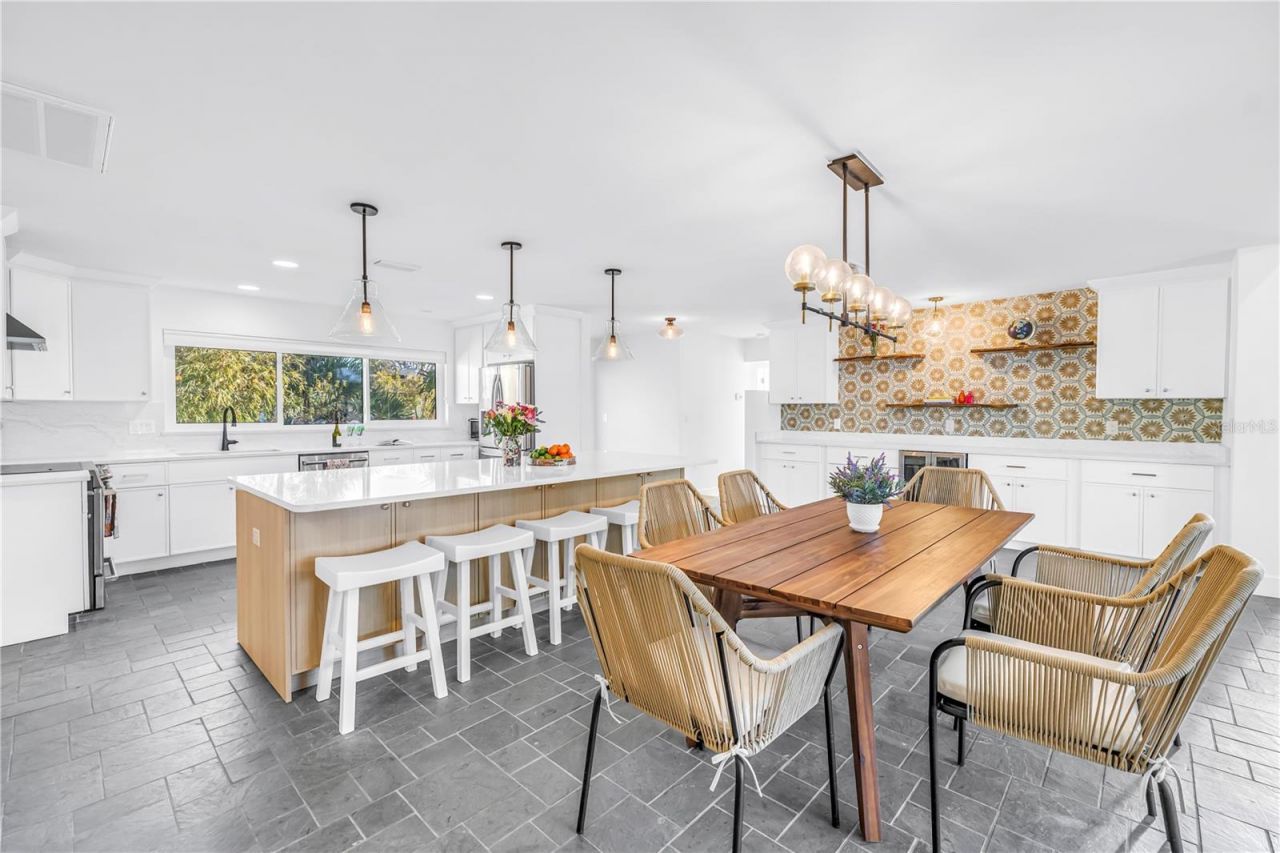 2890 Alton Drive, Saint Pete Beach, FL 33706 Photo