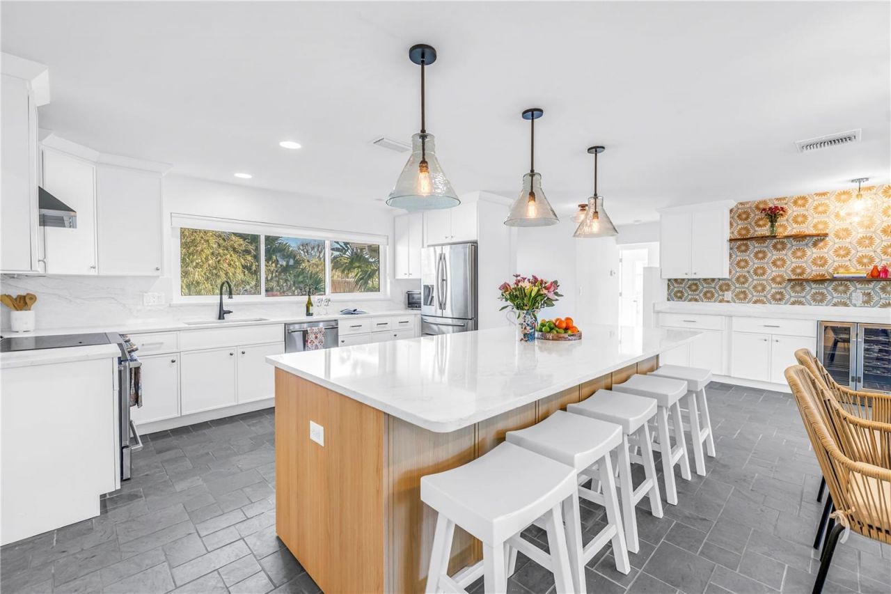 2890 Alton Drive, Saint Pete Beach, FL 33706 Photo