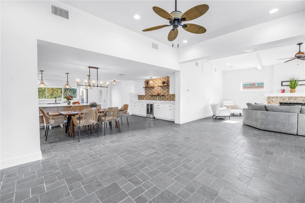 2890 Alton Drive, Saint Pete Beach, FL 33706 Photo