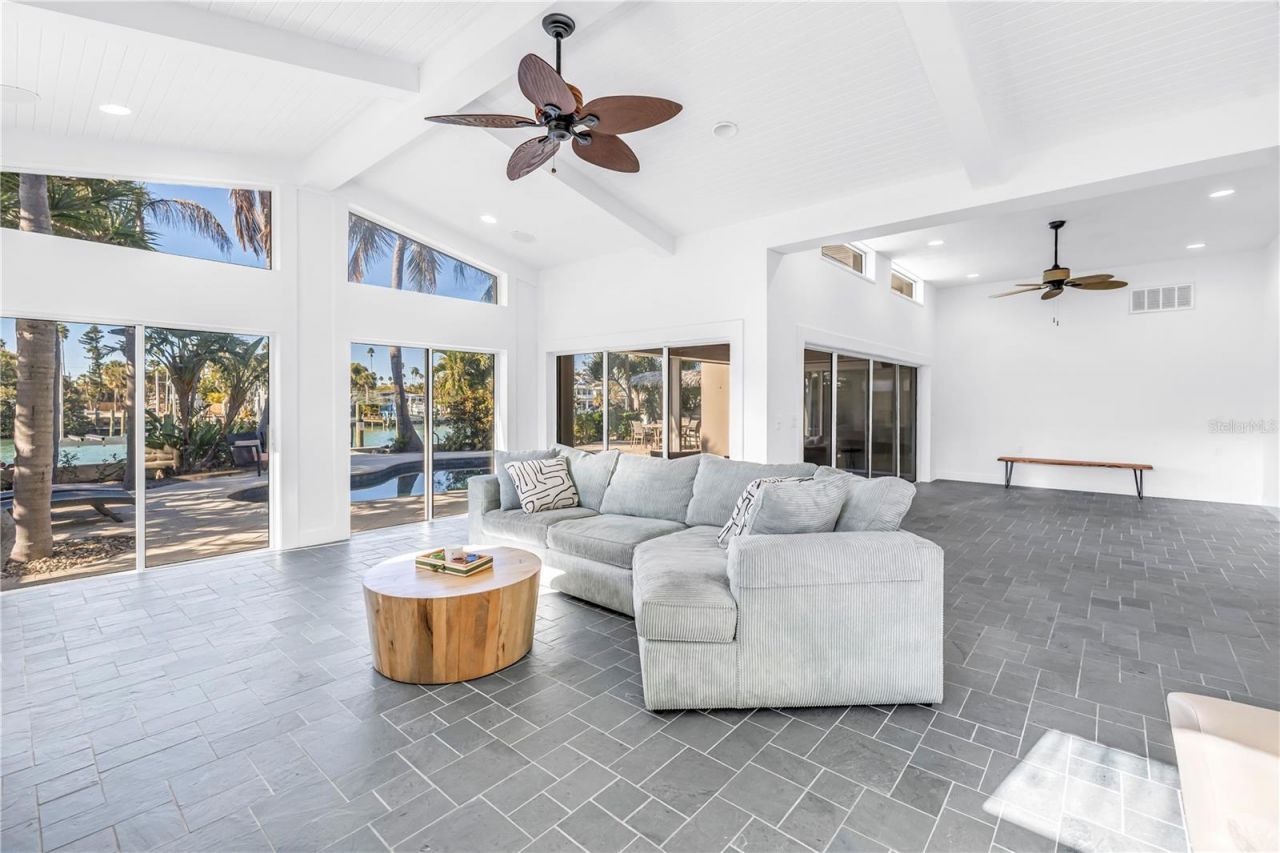 2890 Alton Drive, Saint Pete Beach, FL 33706 Photo