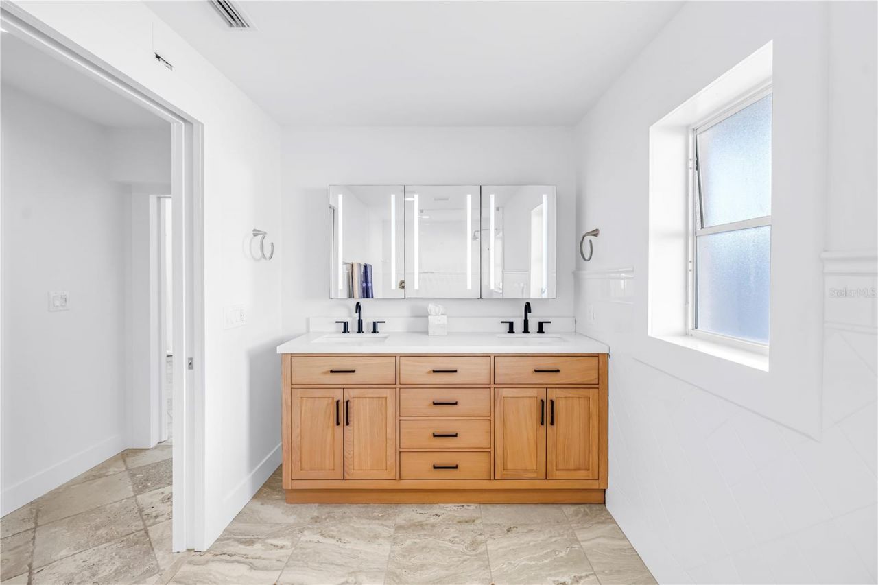 2890 Alton Drive, Saint Pete Beach, FL 33706 Photo