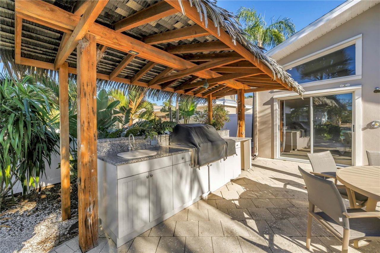 2890 Alton Drive, Saint Pete Beach, FL 33706 Photo