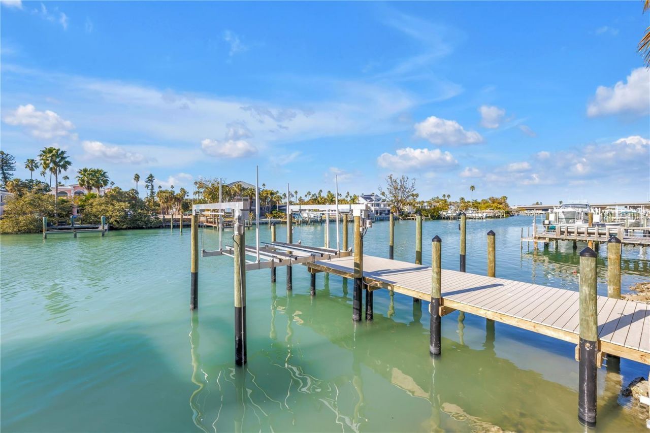 2890 Alton Drive, Saint Pete Beach, FL 33706 Photo