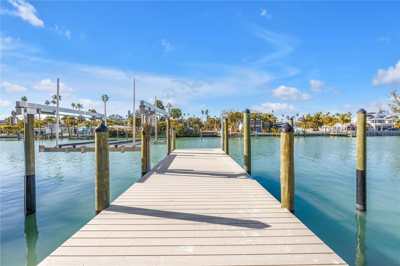 2890 Alton Drive, Saint Pete Beach, FL 33706 Photo