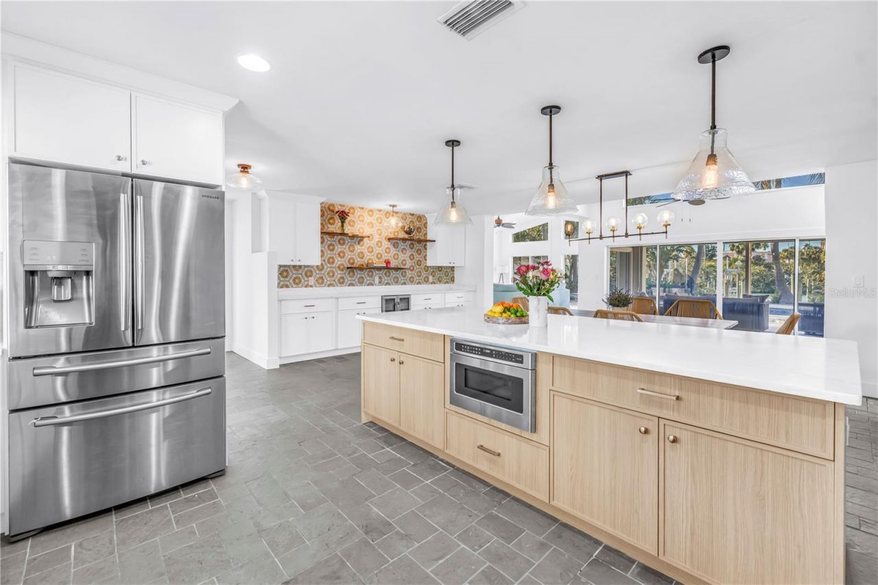 2890 Alton Drive, Saint Pete Beach, FL 33706 Photo