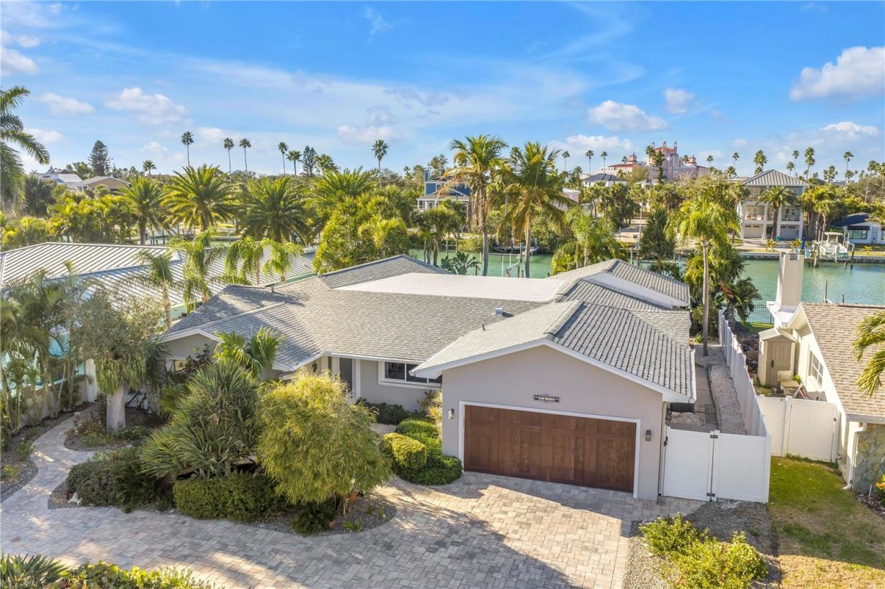 2890 Alton Drive, Saint Pete Beach, FL 33706 Photo