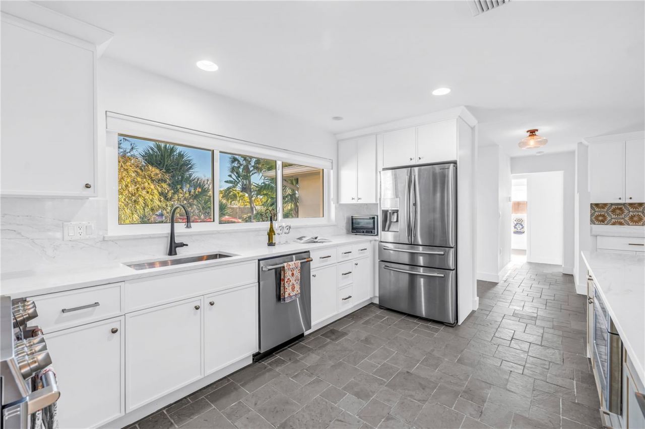 2890 Alton Drive, Saint Pete Beach, FL 33706 Photo