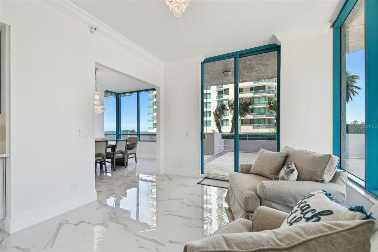 1560 Gulf Boulevard, Unit 306, Clearwater Beach, FL 33767 Photo