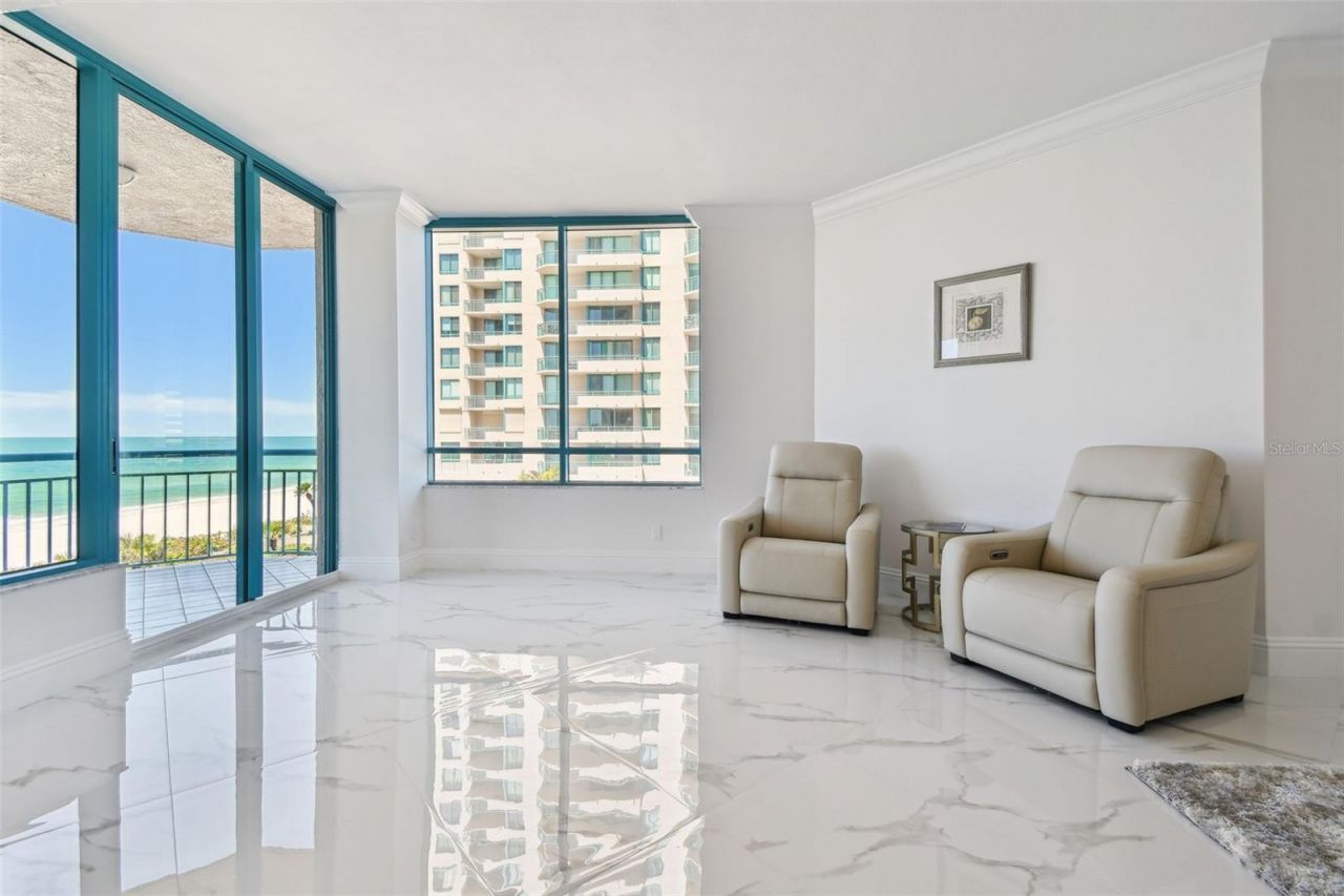 1560 Gulf Boulevard, Unit 306, Clearwater Beach, FL 33767 Photo