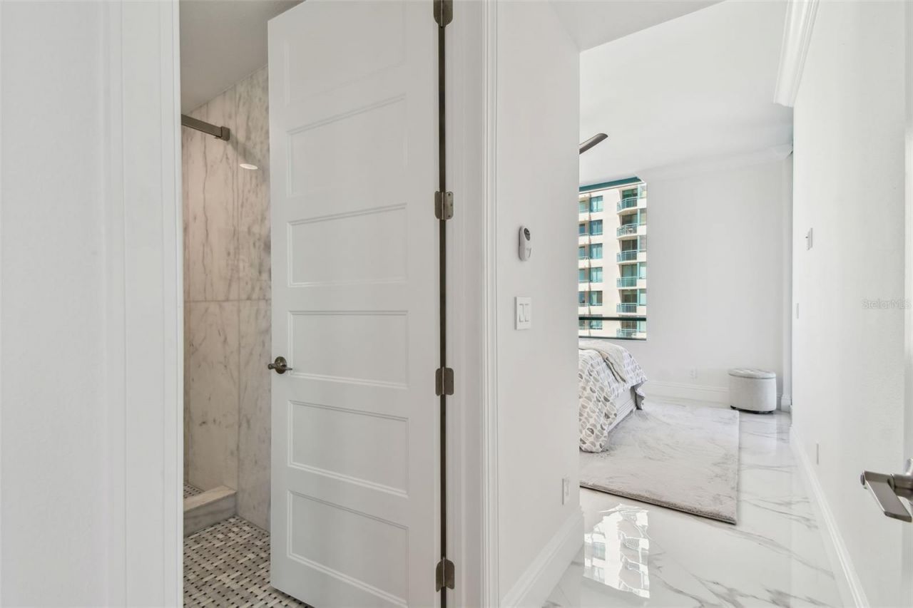 1560 Gulf Boulevard, Unit 306, Clearwater Beach, FL 33767 Photo