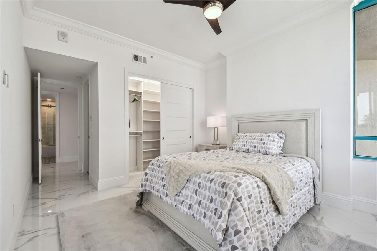 1560 Gulf Boulevard, Unit 306, Clearwater Beach, FL 33767 Photo