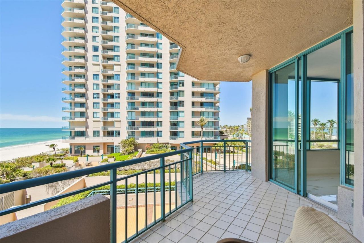 1560 Gulf Boulevard, Unit 306, Clearwater Beach, FL 33767 Photo