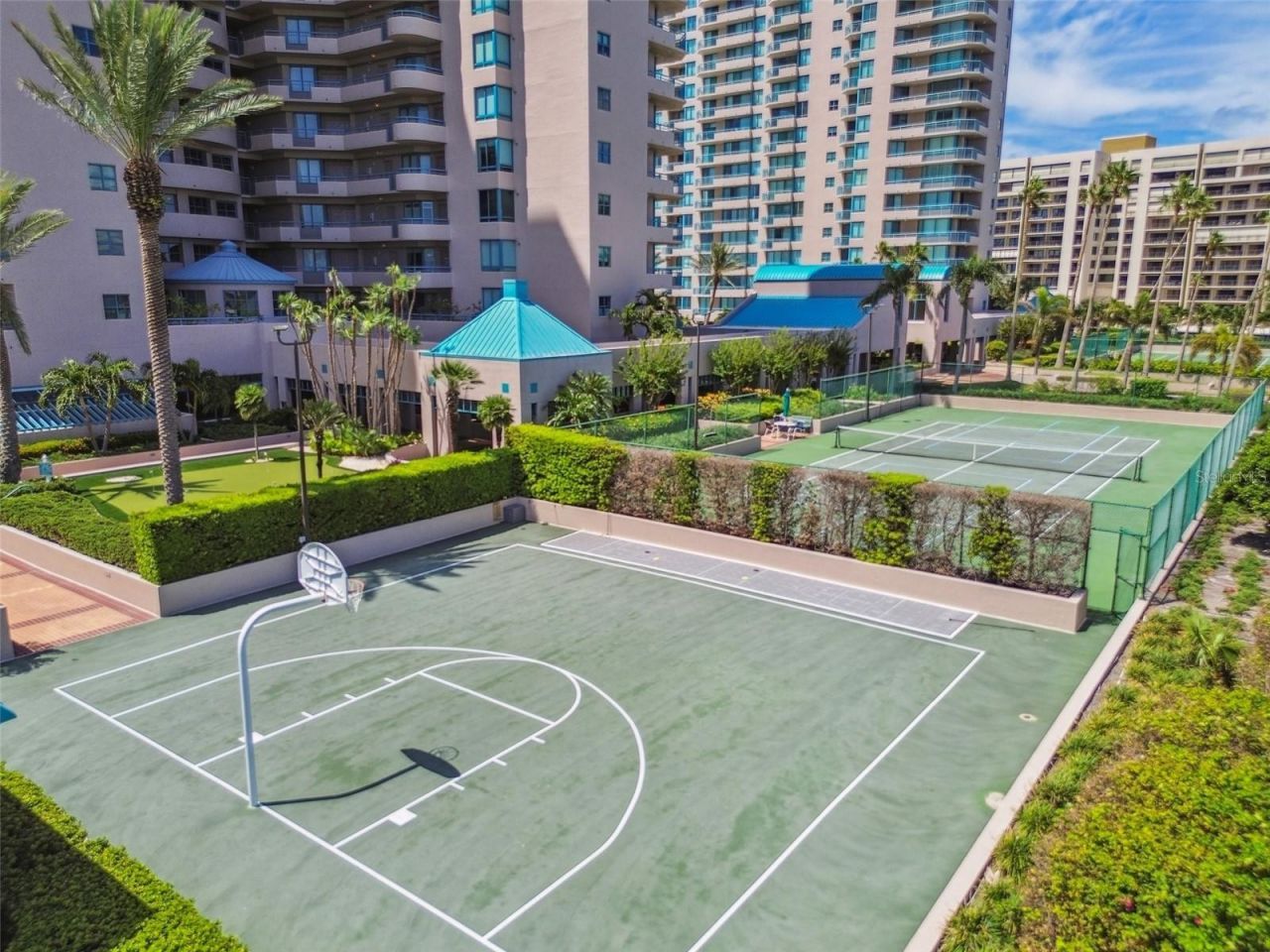 1560 Gulf Boulevard, Unit 306, Clearwater Beach, FL 33767 Photo