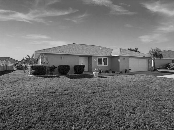 250 SW 37th ter, Cape Coral, FL 33914