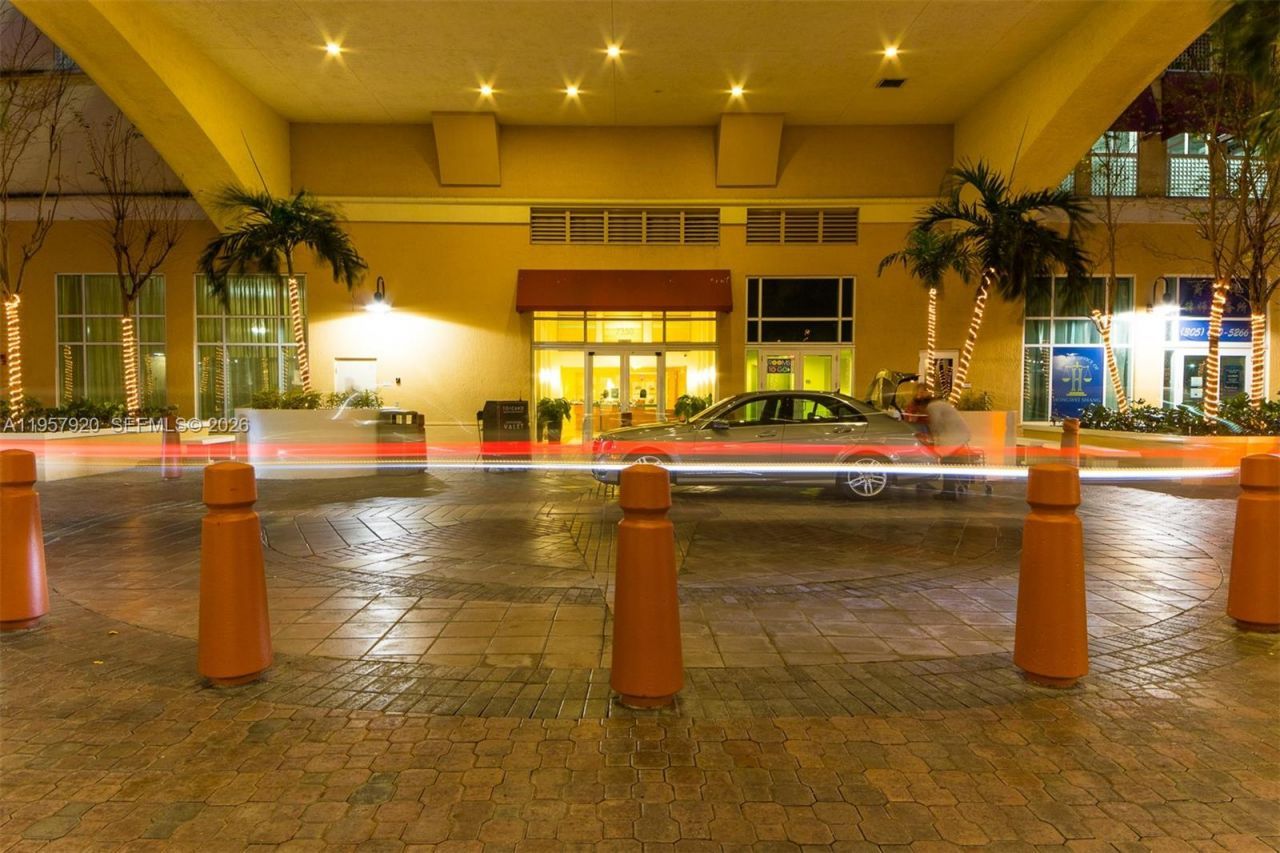 7350 SW 89th St, Unit 1203S, Miami, FL 33156 Photo