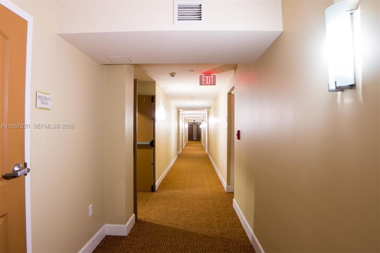 7350 SW 89th St, Unit 1203S, Miami, FL 33156 Photo