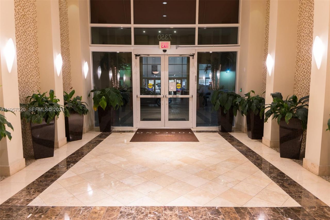 7350 SW 89th St, Unit 1203S, Miami, FL 33156 Photo