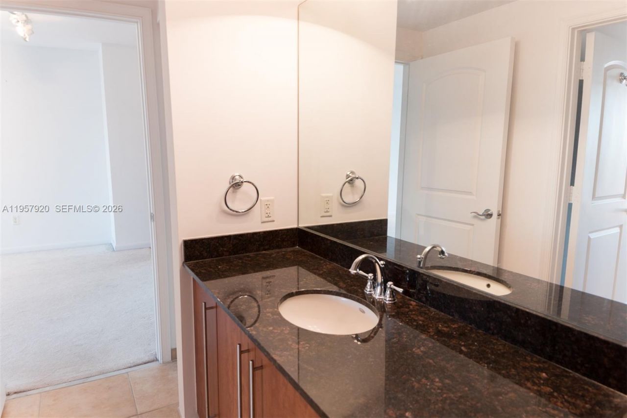 7350 SW 89th St, Unit 1203S, Miami, FL 33156 Photo