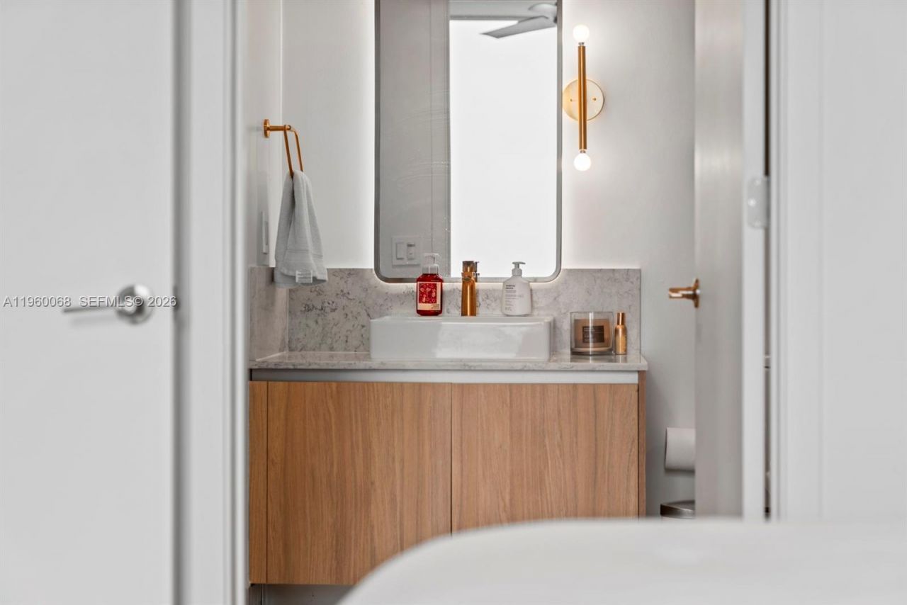 159 NE 6th St, Unit 4309, Miami, FL 33132 Photo