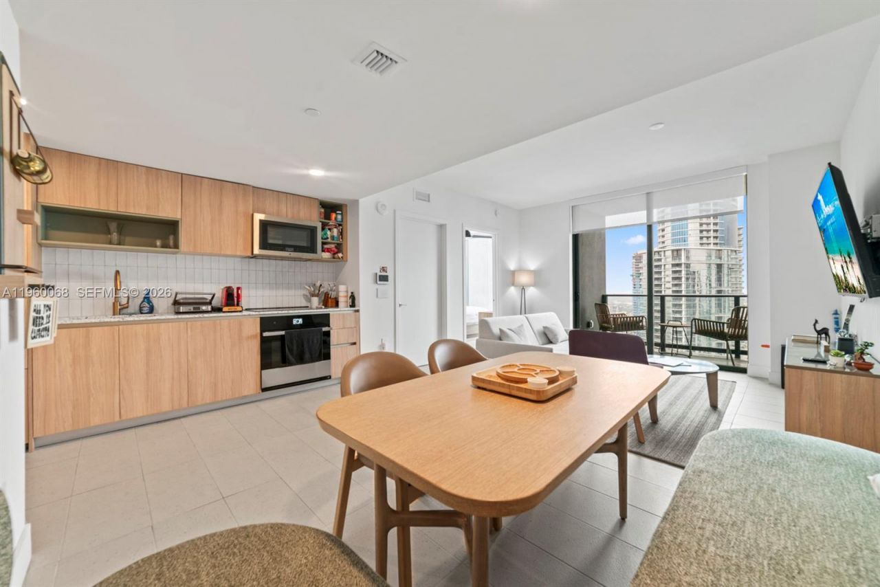 159 NE 6th St, Unit 4309, Miami, FL 33132 Photo