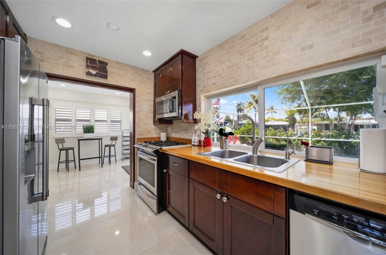 31 SE 12th St , Pompano Beach, FL 33060 Photo