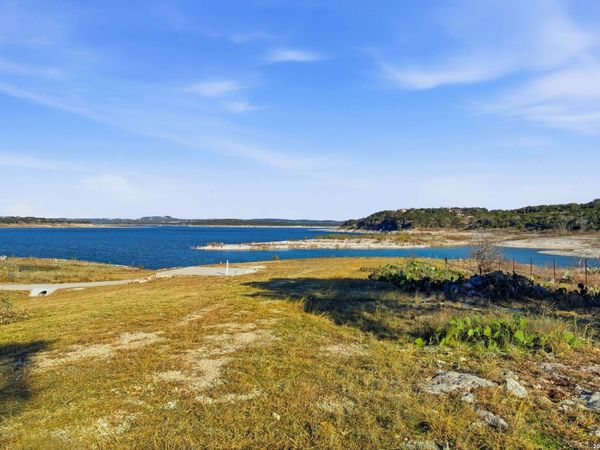 2681 Lakeview Dr, Canyon Lake, TX 78133