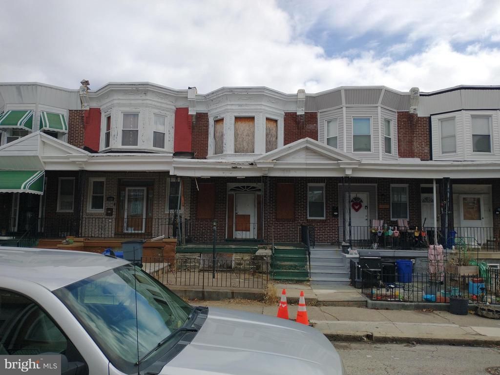 6719 N Smedley Street, Philadelphia, PA 19126 Main Photo