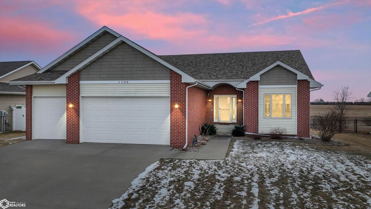 1156 Cherokee Street, Nevada, IA 50201 Main Photo